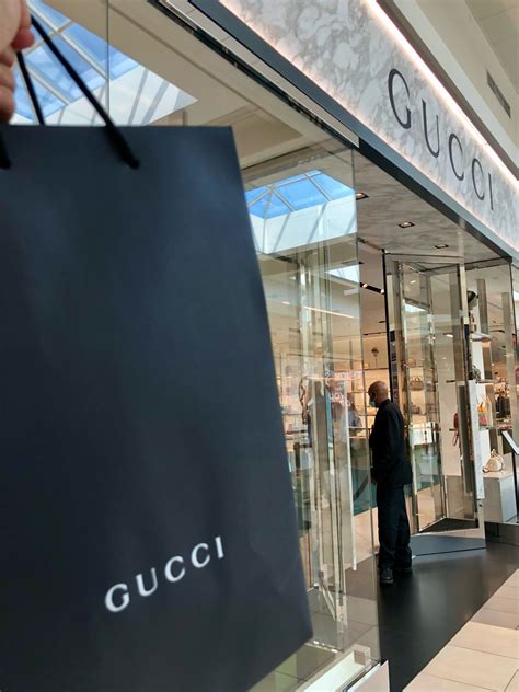 gucci store rosemont|chicago fashion outlet stores.